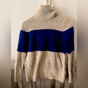 Banana Republic sweater